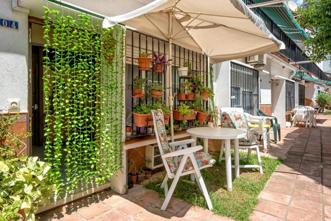 Apartment Little Cosy By The Sea&swimming-pool *