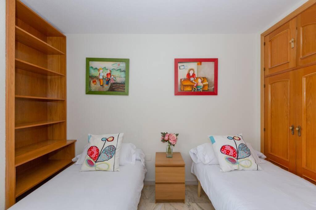 Playa Huelin Apartamento Apartment Malaga