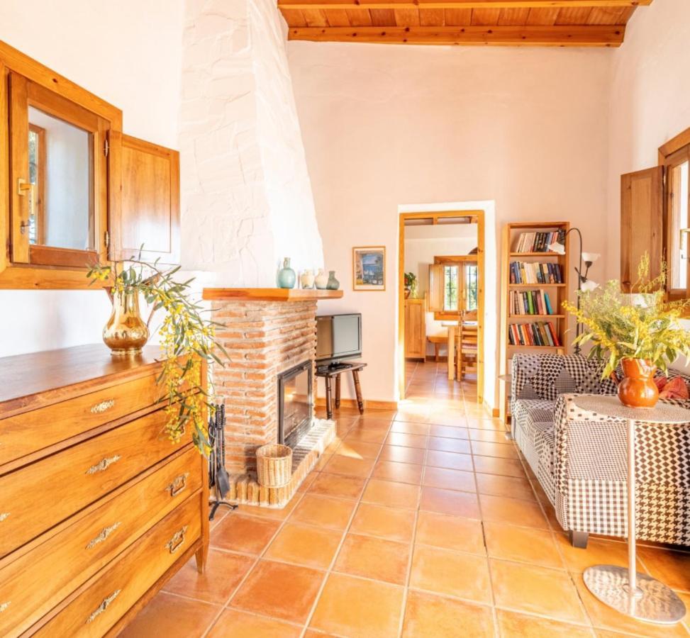 Casa Algarrobo