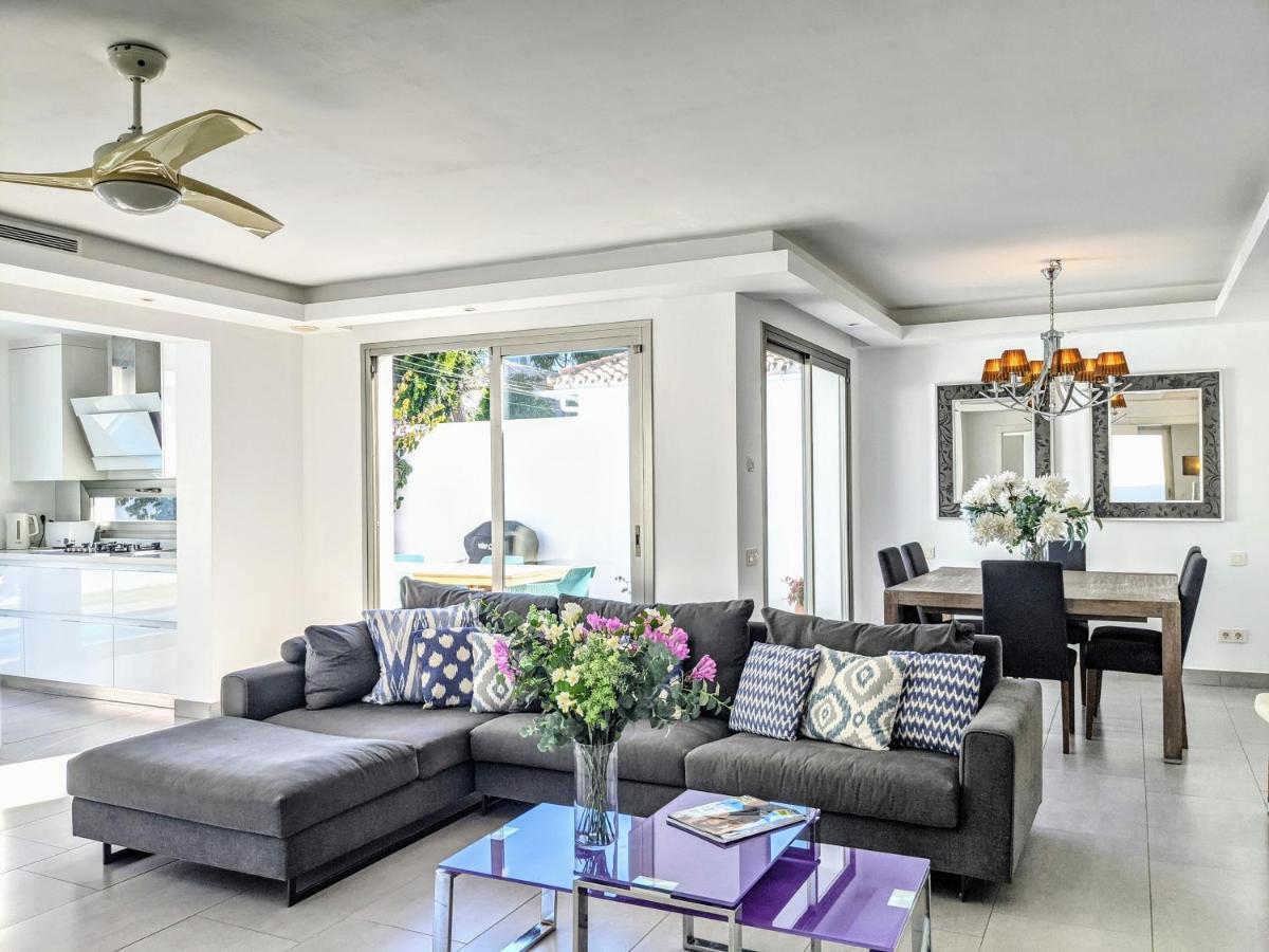 Coral Apartment