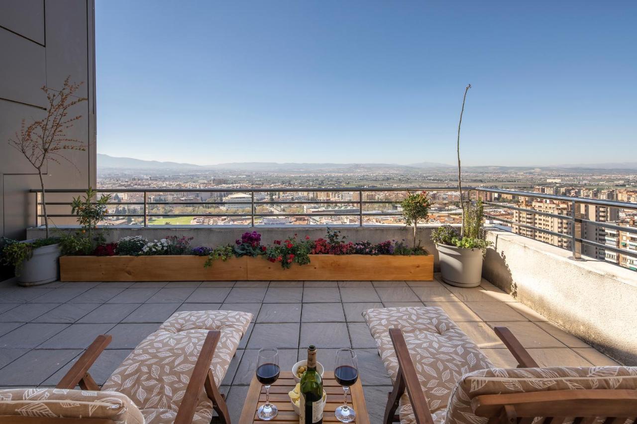 Apartamento Atico Granada, Penthouse, 18-19th Floor, Centre, Views, Terrace, Free Parking Granada