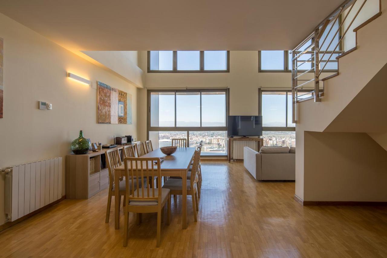 Apartamento Atico Granada, Penthouse, 18-19th Floor, Centre, Views, Terrace, Free Parking Granada