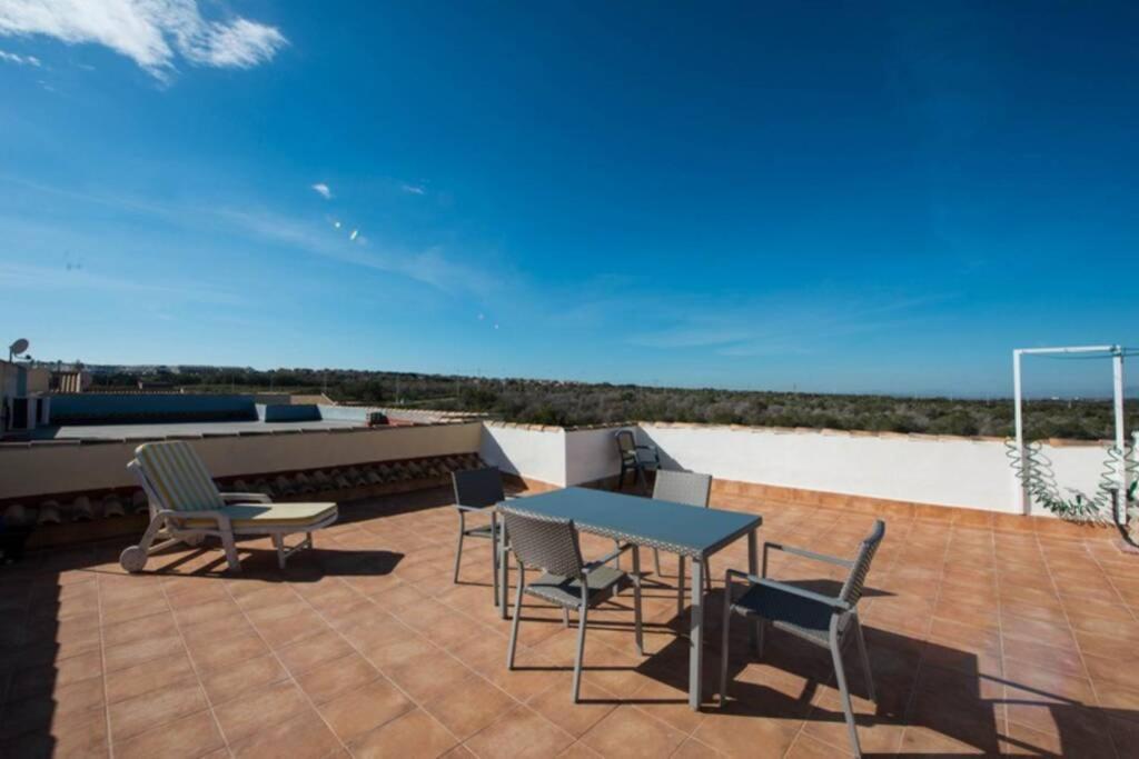 Moderno Luminoso Terraza Solarium Patio Holiday home