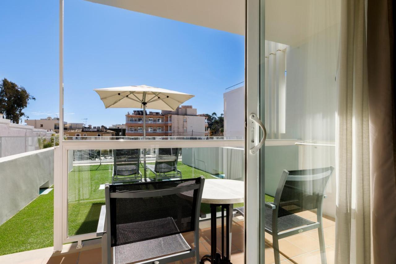 Y Paguera Aparthotel 4*