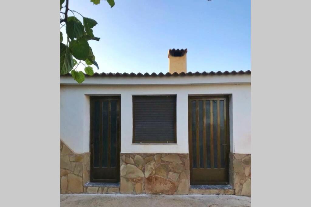Rústica Privada Con Gran Y Piscina