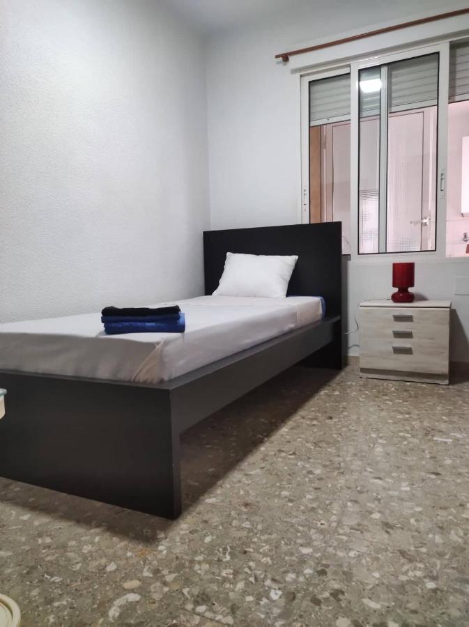 Habitación en casa particular P-3- комната в квартире для 1 человека в центре *