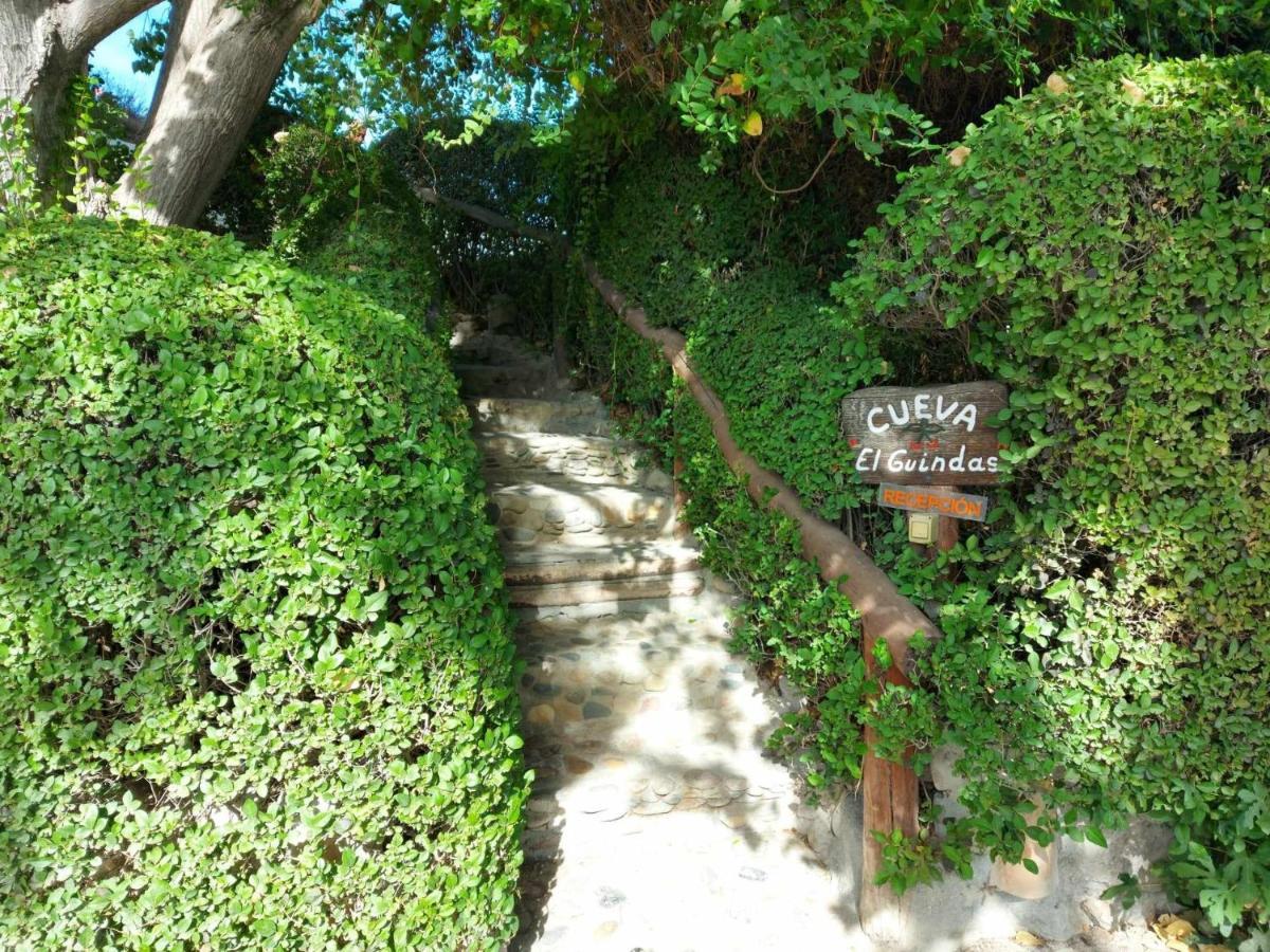 Casa rural Cueva El Guindas