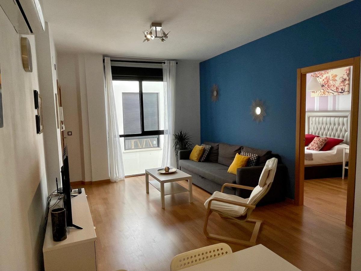 Amazing In The Heart Of Pool & Free Parking Apartment Malaga