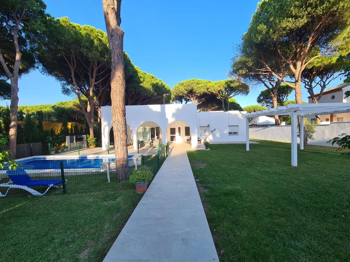 Pinos Verdes Villa Roche