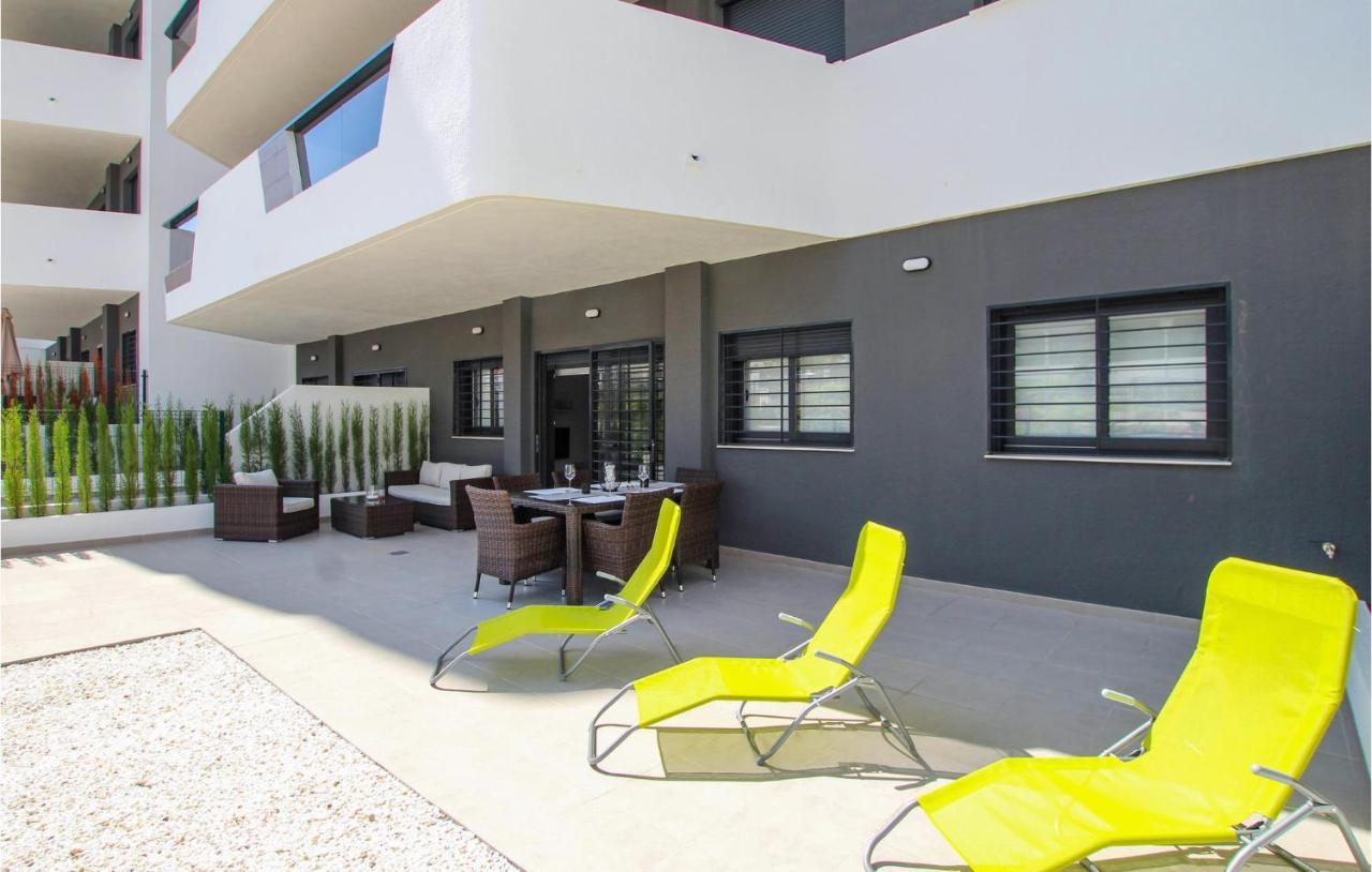 2 Bedroom Cozy In Arenales del Sol