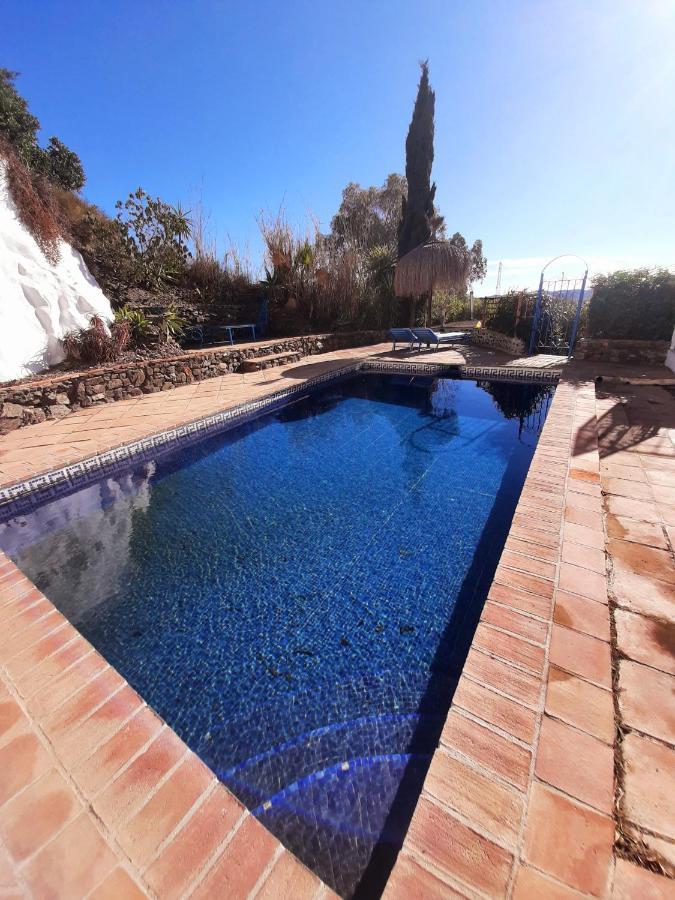 Attico Montes With Private Pool Country house *