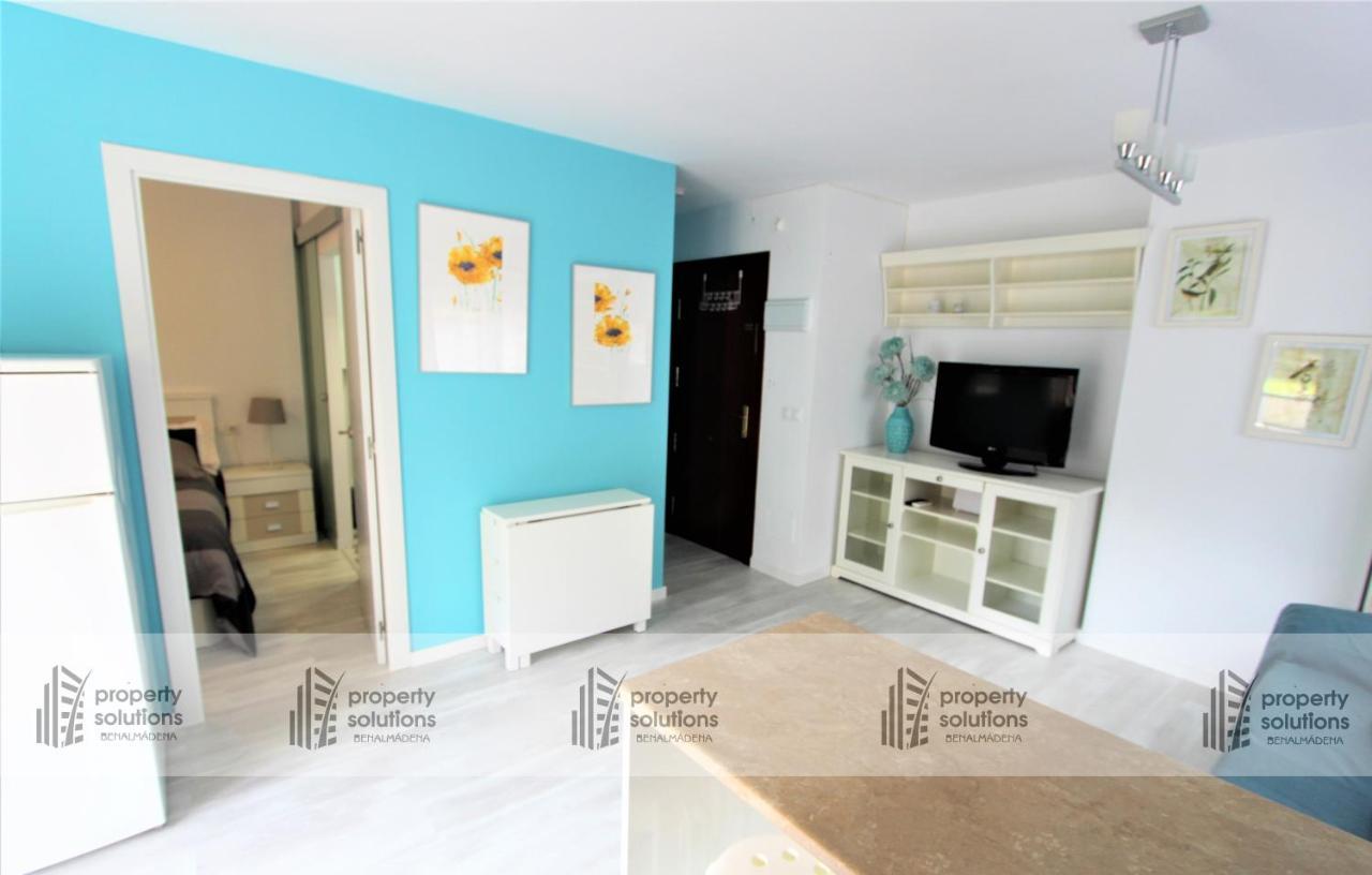 N135 - - Piscina Abierta Todo El Año - Playa A 300 Metros Apartamento *