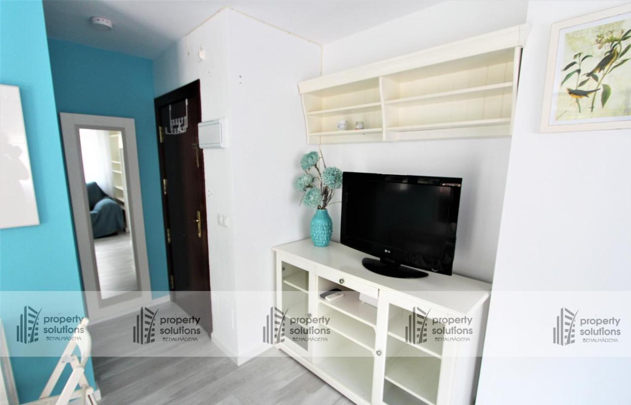 N135 - - Piscina Abierta Todo El Año - Playa A 300 Metros Benalmádena
