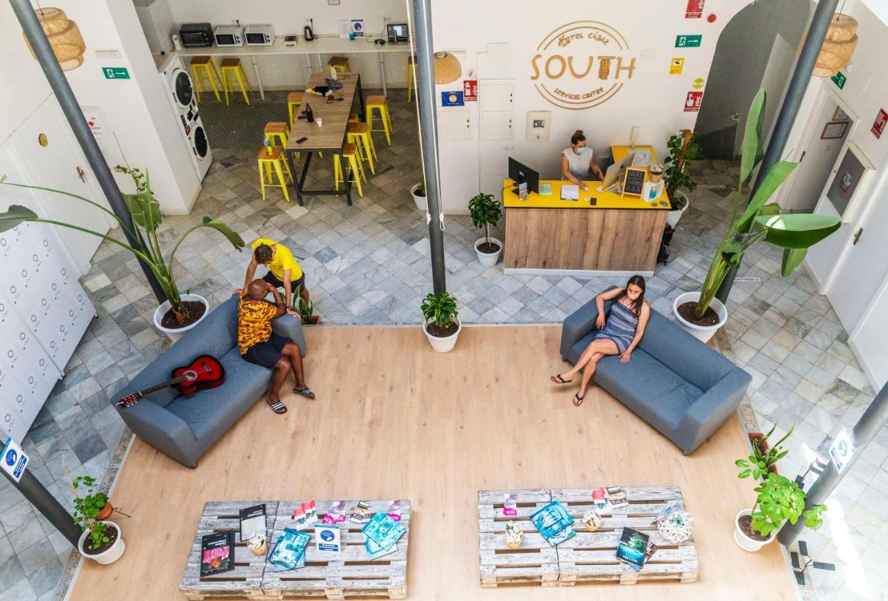 Hostel South - Service Center *
