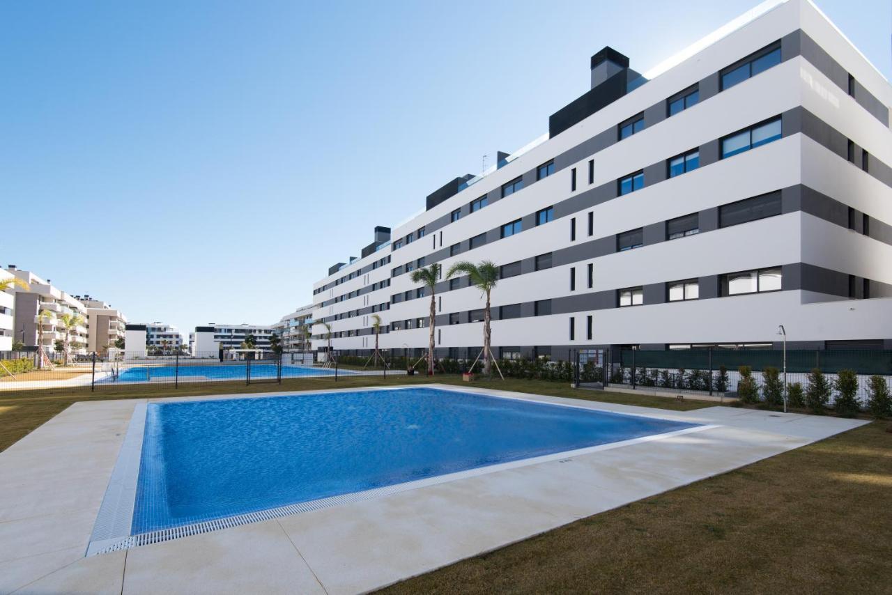 Lujoso Piso Con Jardin Privado A Dos Minutos Andando De La Playa Alamos Apartamento *