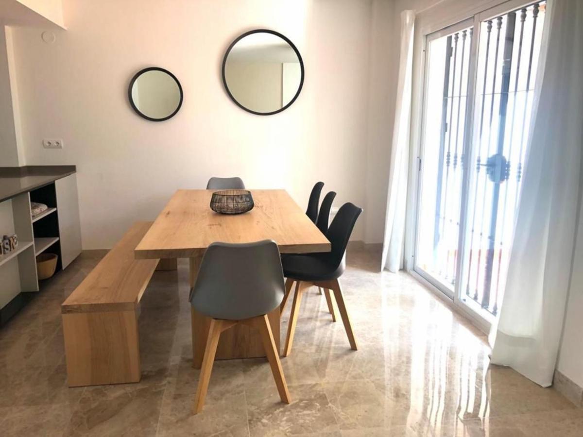 Сasa de vacaciones Preciosa Casa De 4 Y 3 Baños, Urbanización Naranjos, Puerto Banus