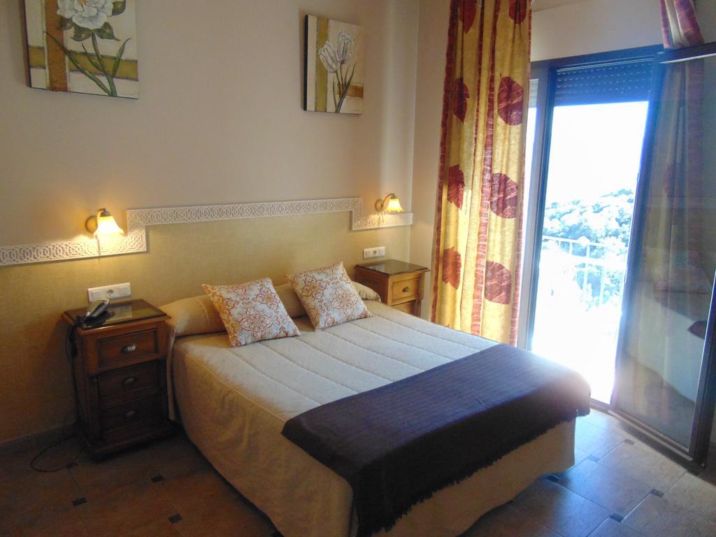 Hotel Sierra De Araceli