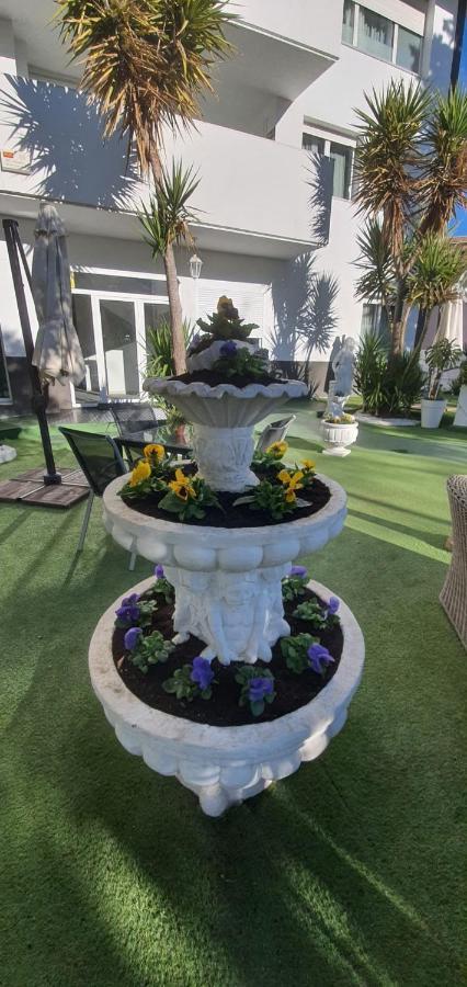 Guest house Escala 3*