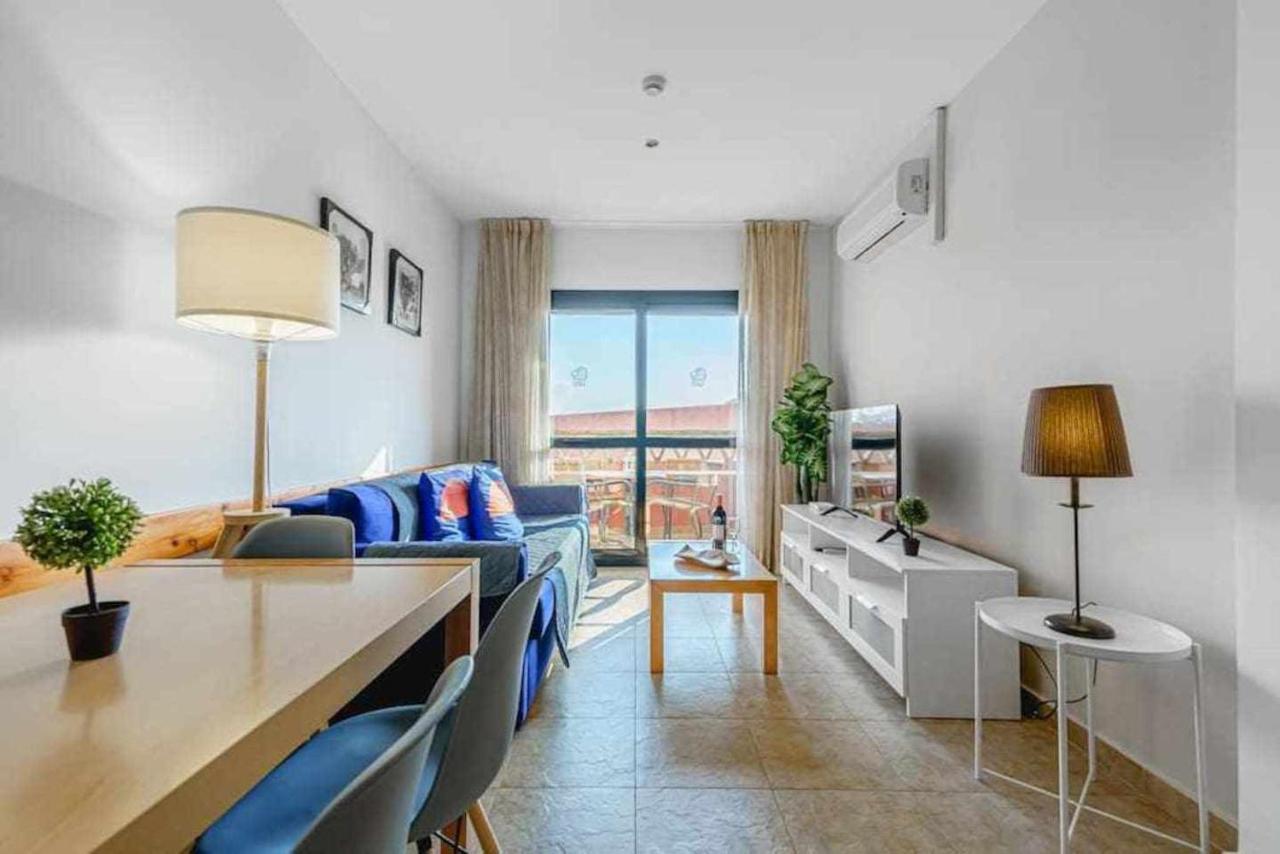 Junto A La Playa 4p Piscina Y Parking Apartamento