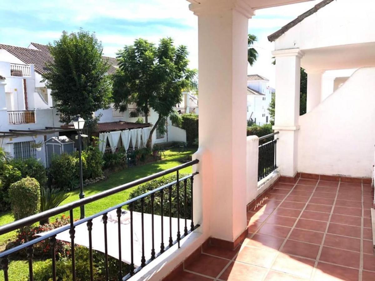 Preciosa Casa De 4 Y 3 Baños, Urbanización Naranjos, Puerto Banus Сasa de vacaciones