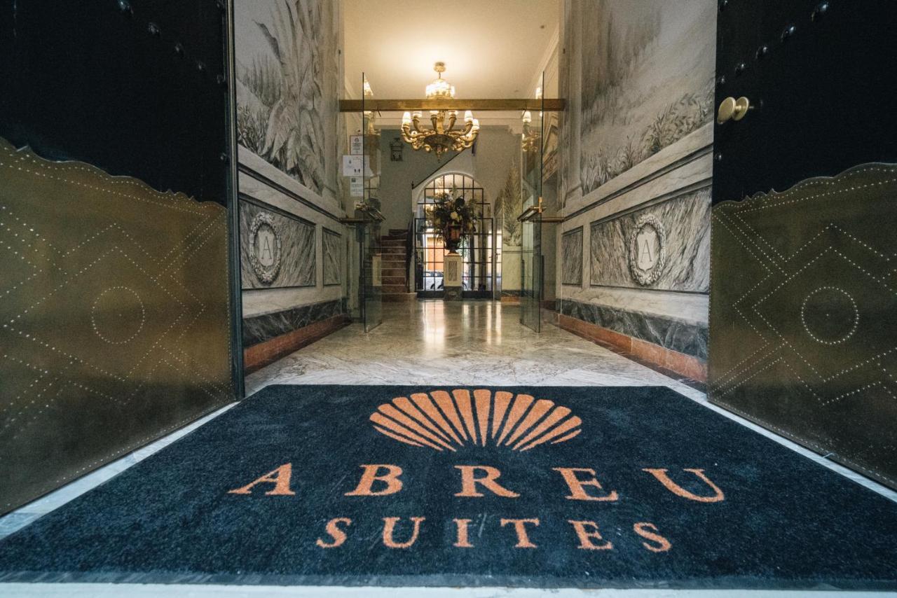 Abreu * Seville
