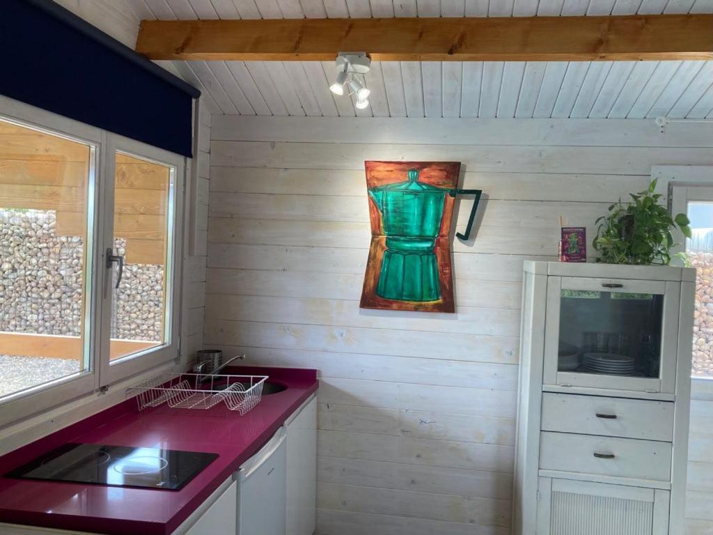 Hermoso De Madera
