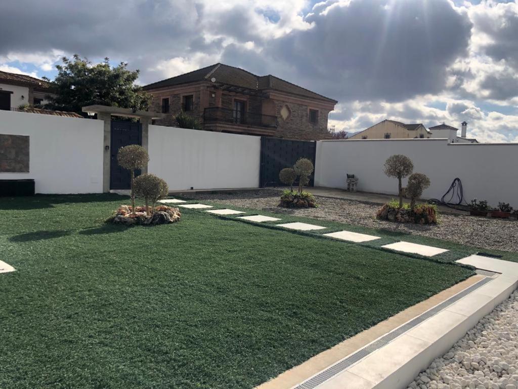 Minerva Villa *