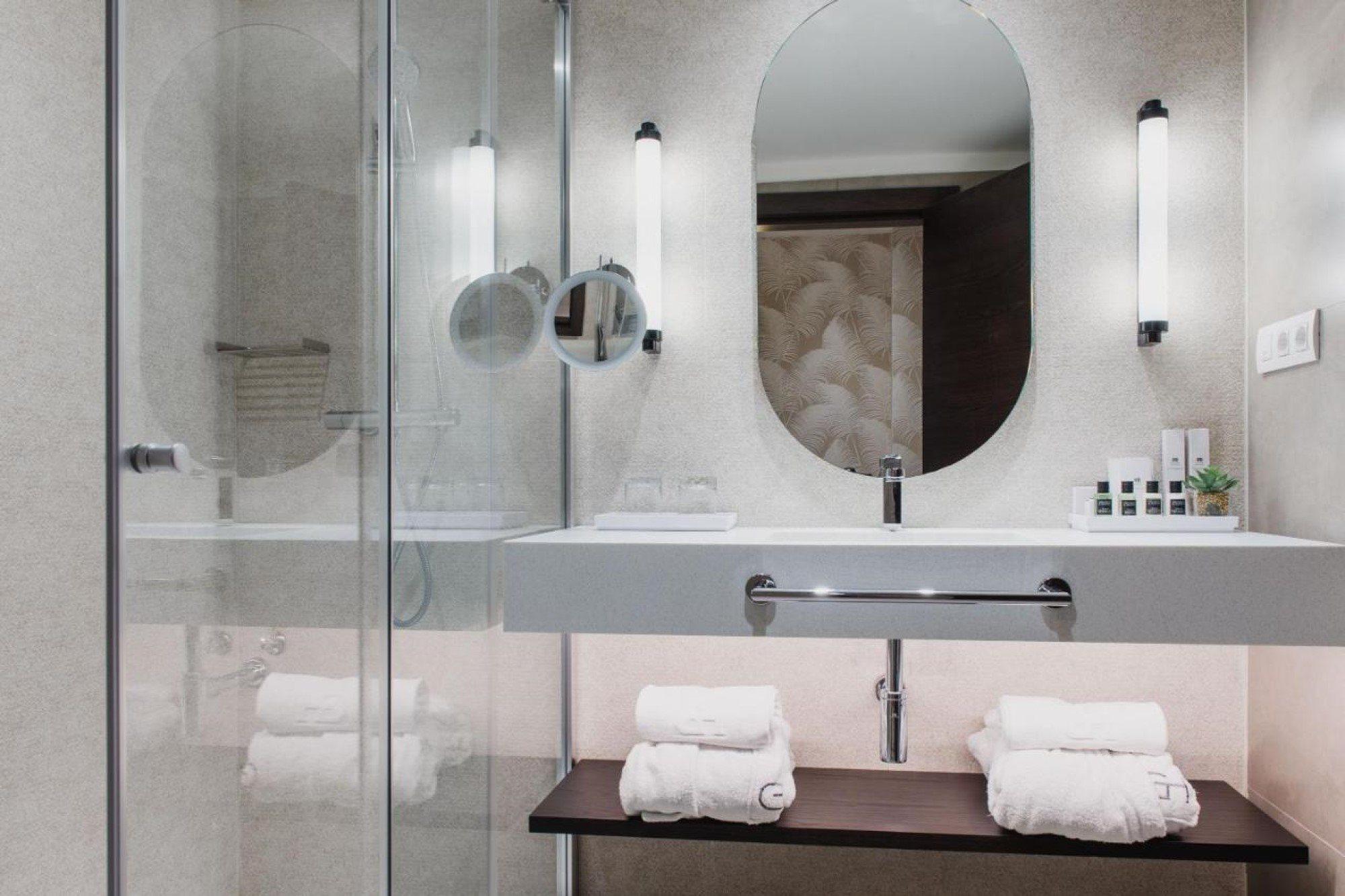 Hotel Molina Lario 4*