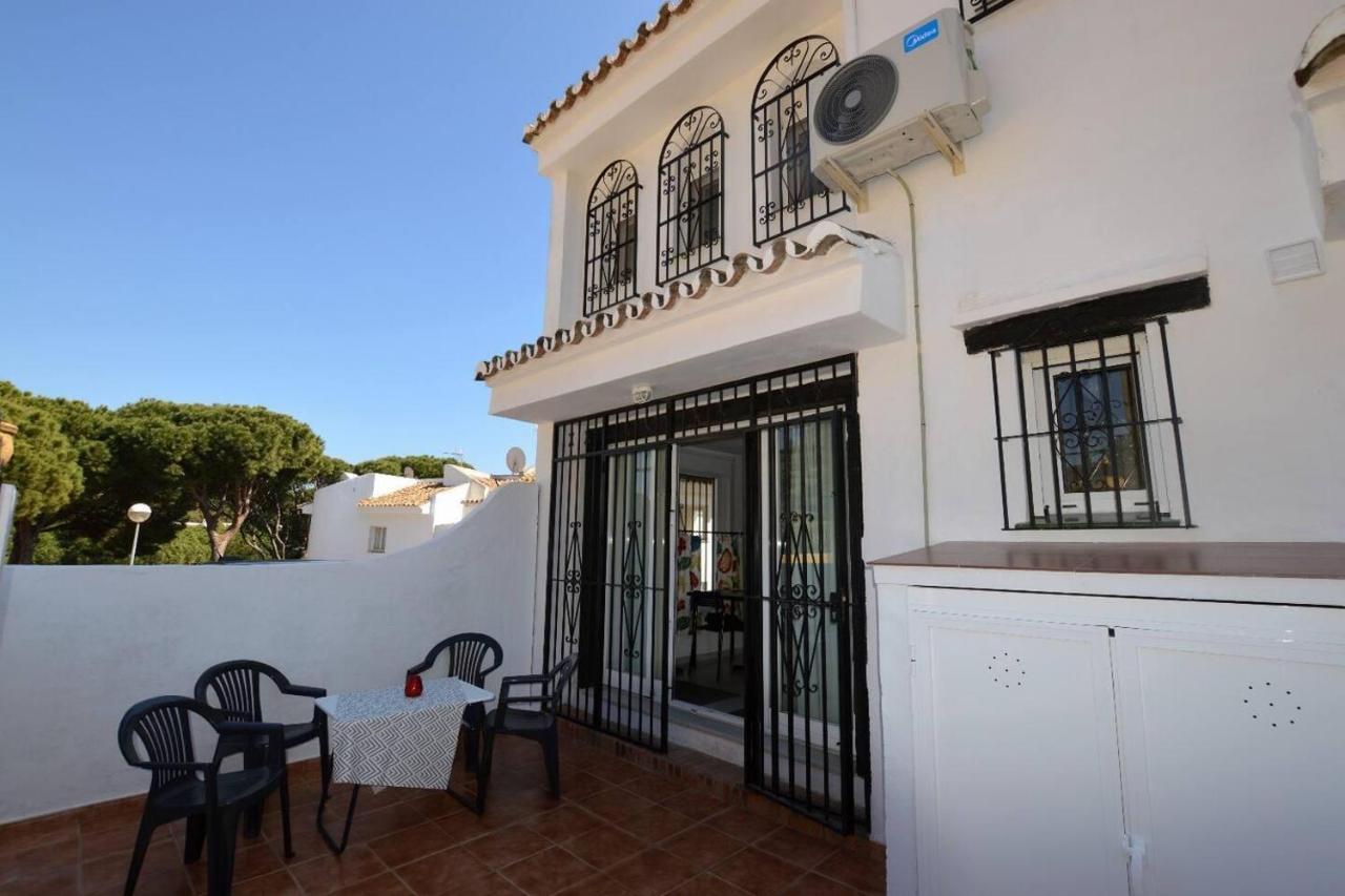 Calahonda - Sleeps 6 - Parking - Garden - Pool Sitio de Calahonda