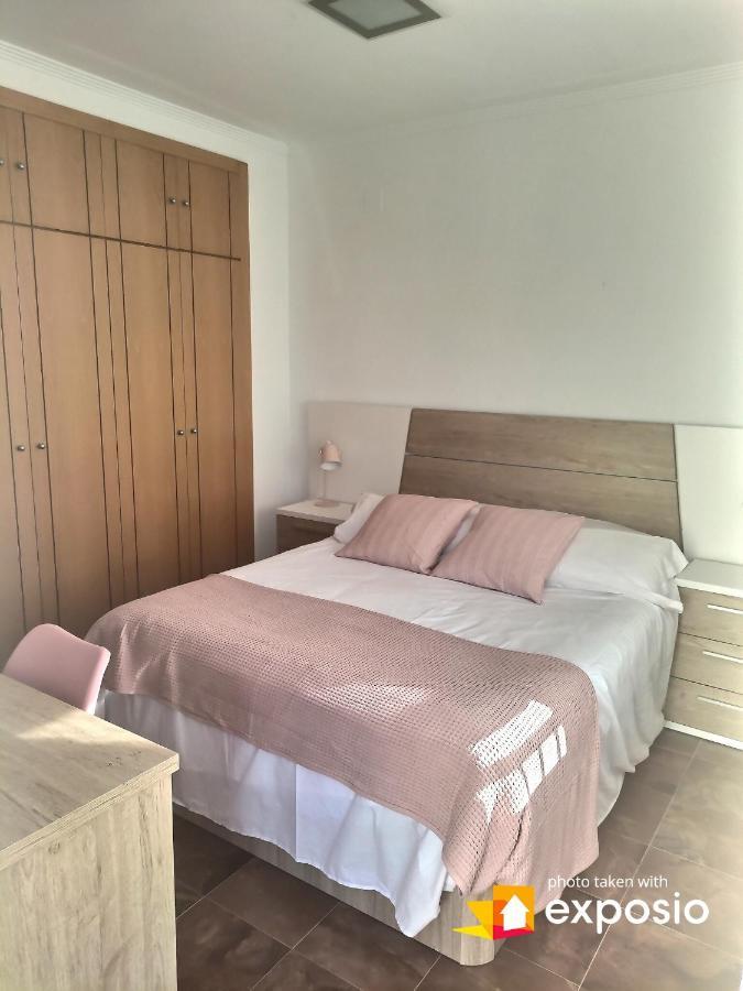Apartamento Con Porche, Piscina Y Pista De Pádel, Junto Al Campo De Golf El Portil
