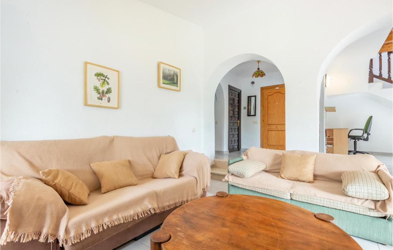 Holiday home In Velez Malaga With Kitchen *