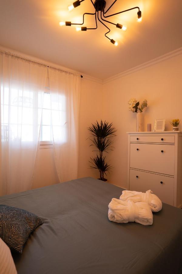 Apartamento Black Level, 30m Playa, Pool, Wifi *