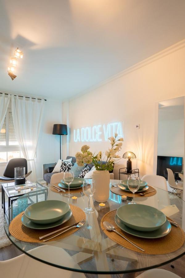 Apartamento Black Level, 30m Playa, Pool, Wifi