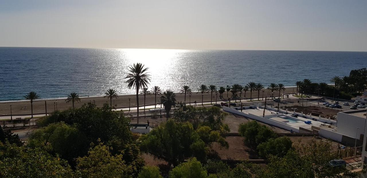 Black Level, 30m Playa, Pool, Wifi