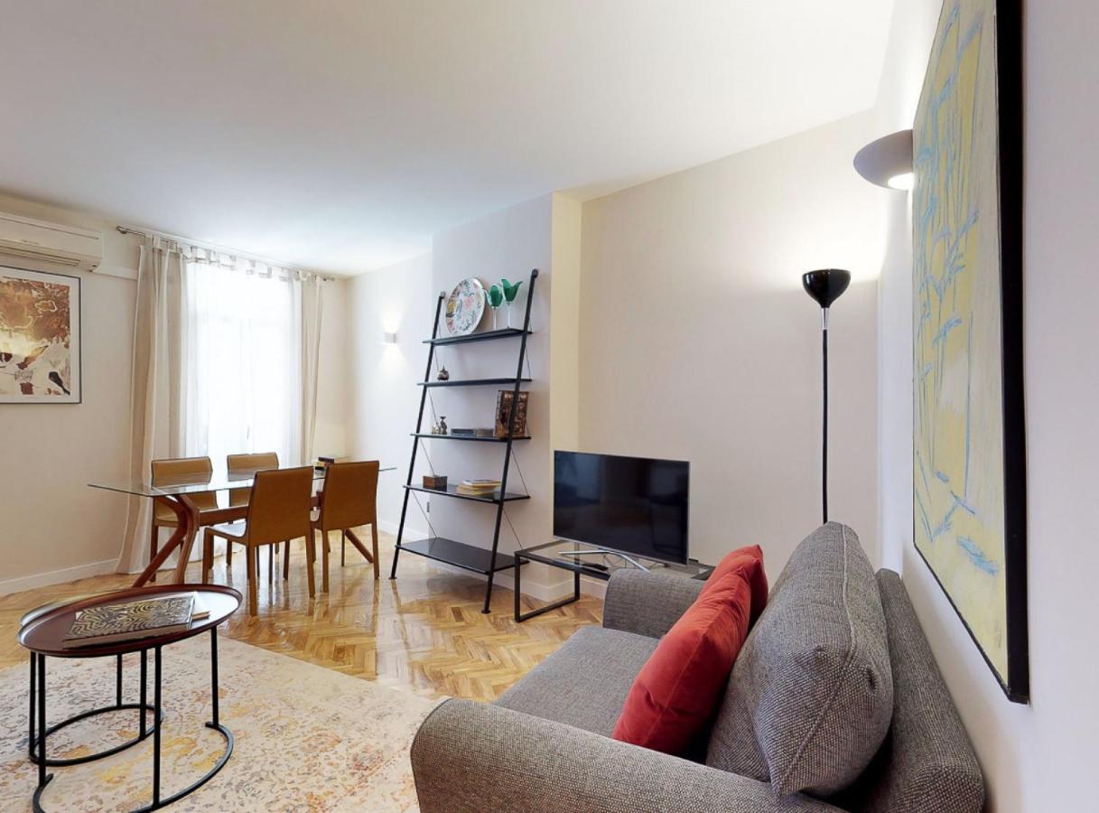 Apartment Center 2 Pax Plaza Santa Ana Iii *