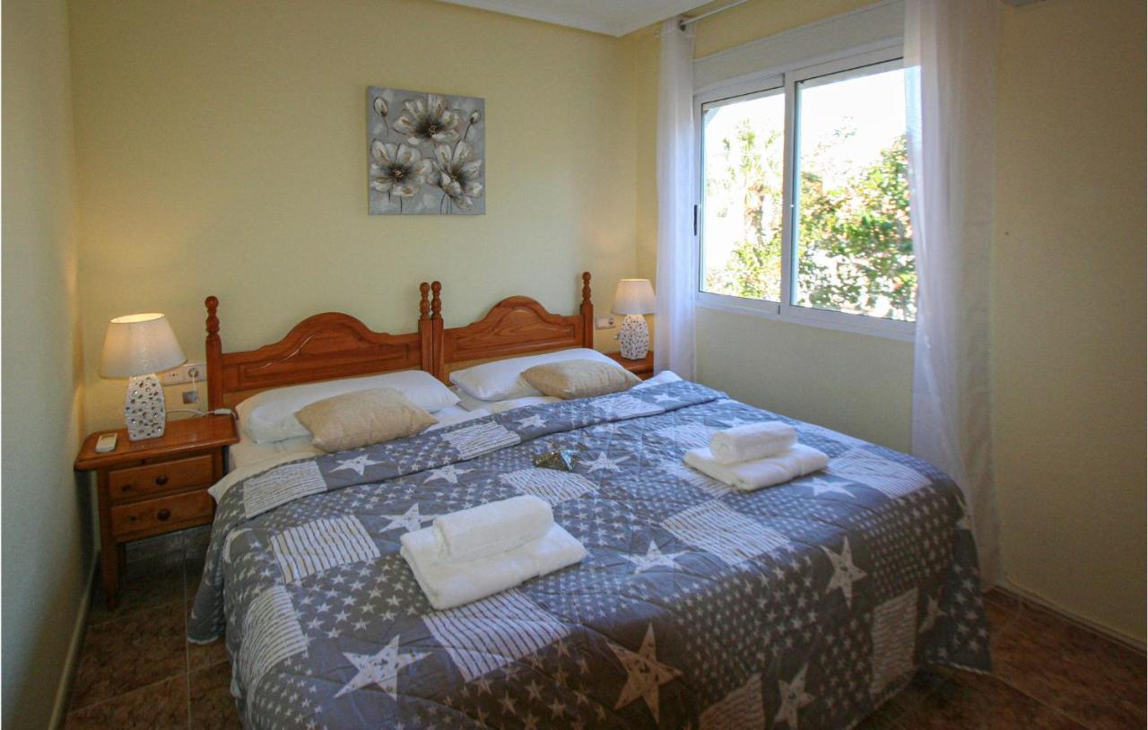 Сasa de vacaciones Lovely In Santa Pola With Kitchen