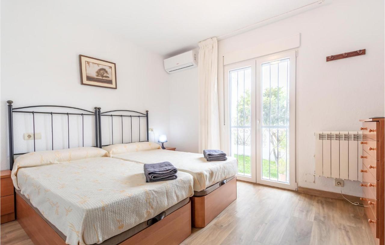 Holiday home In Velez Malaga With Kitchen