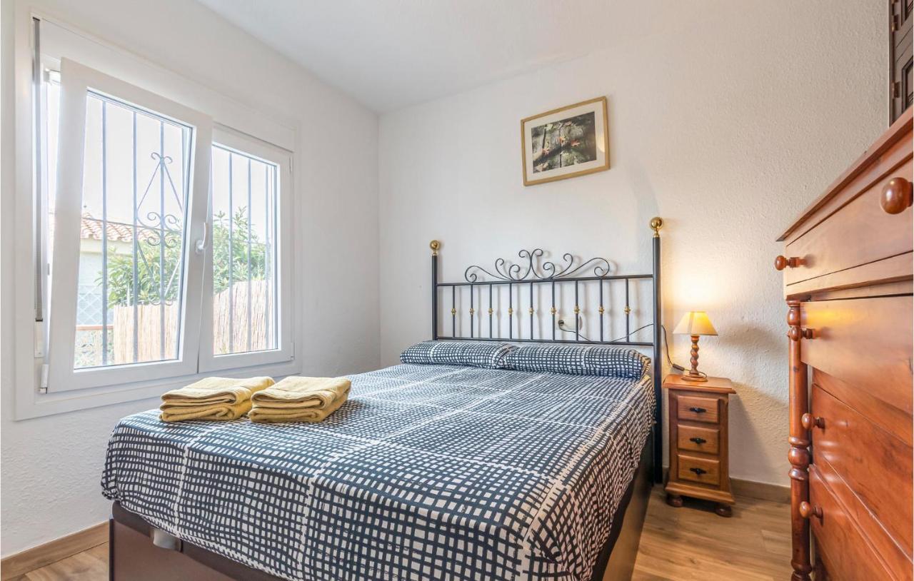 In Velez Malaga With Kitchen Holiday home Algarrobo Costa