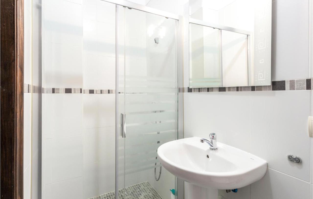 Holiday home In Velez Malaga With Kitchen *