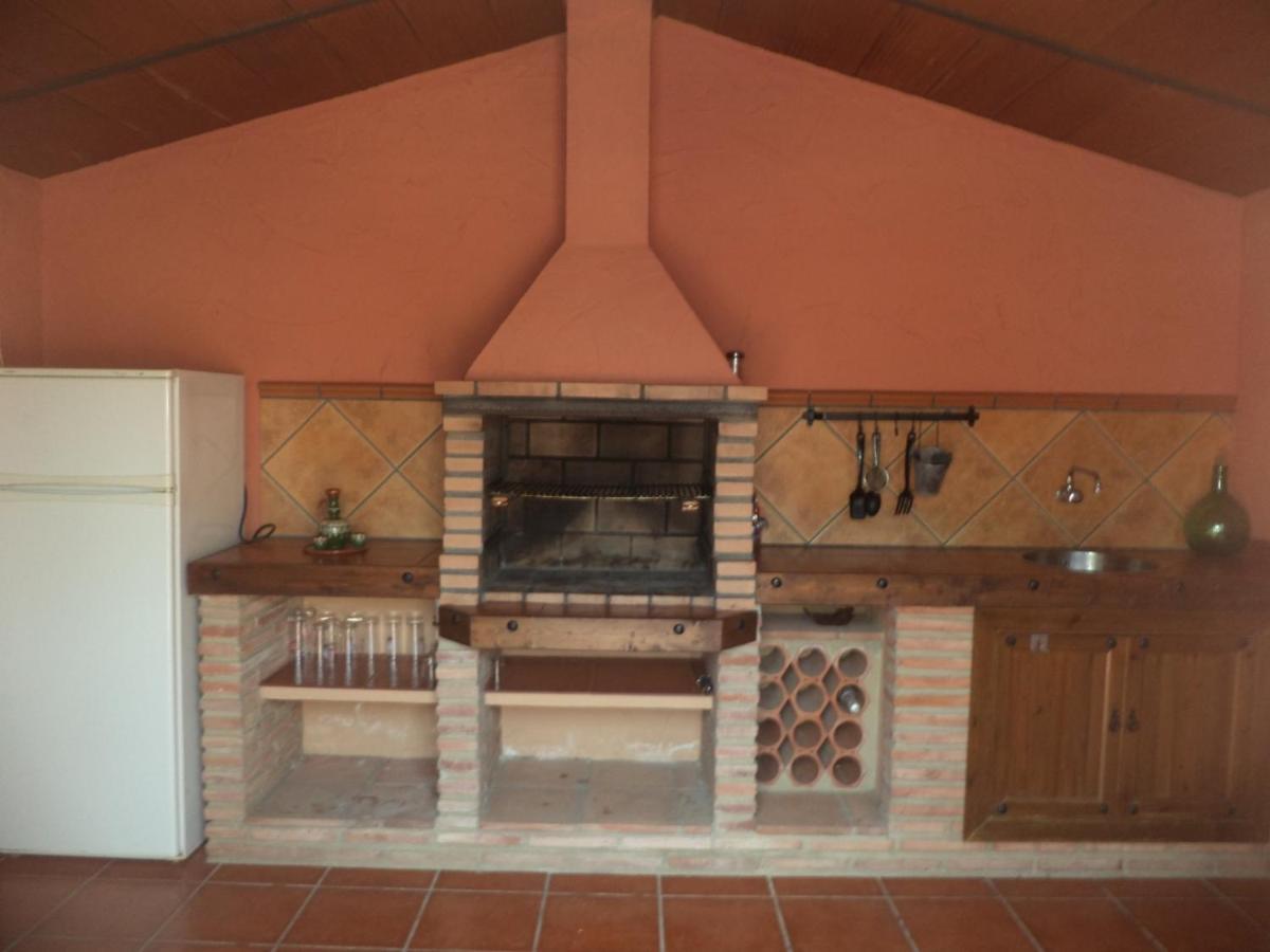 Maravillosa Con Piscina, Barbacoa Y Zona De Juegos *