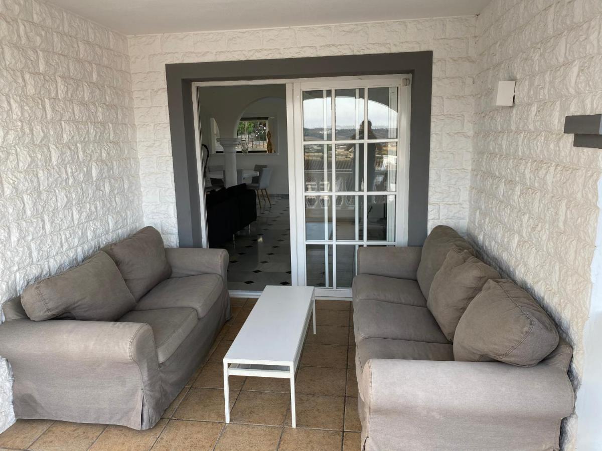With A Big Garden And Heated Pool Villa Malaga