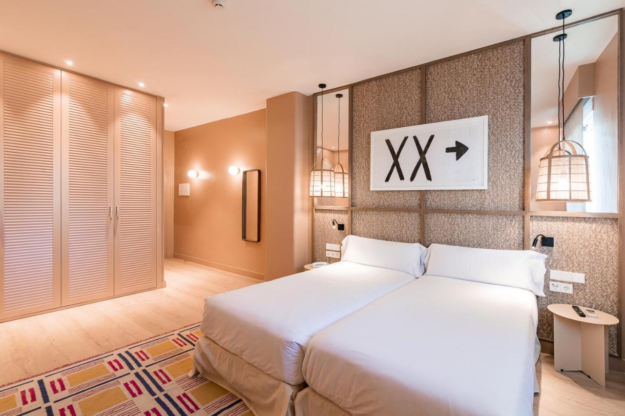 U-sense Centro 3*