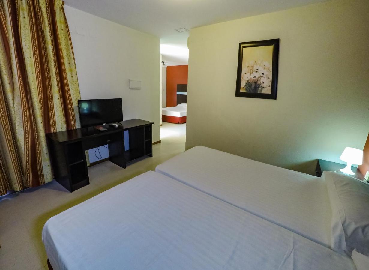 Hotel Jm Jardin De La Reina