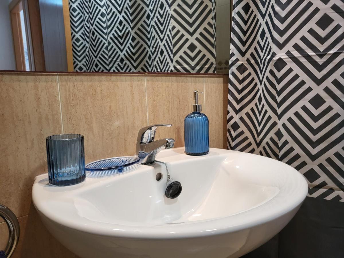 ático En Primera Línea Con Piscina Privada! * Vera