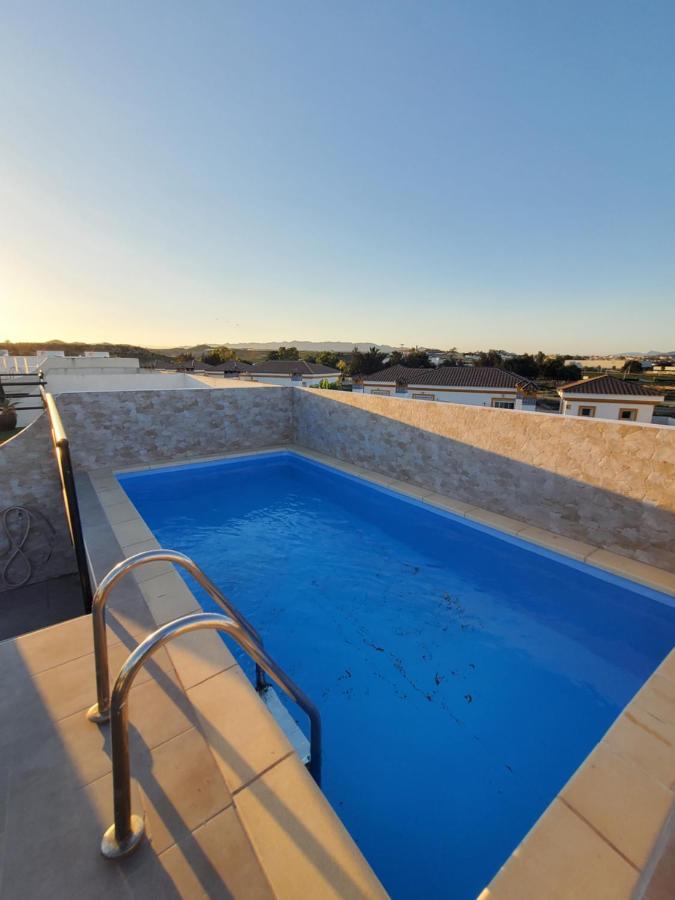 Apartamento ático En Primera Línea Con Piscina Privada! *