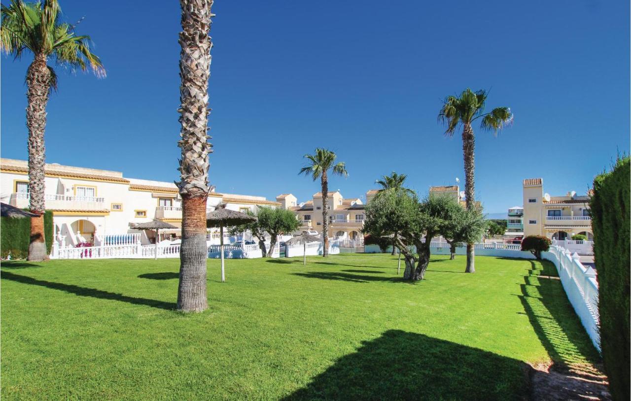 Stunning In Gran Alacant, St, Pola With 2 Bedrooms, Outdoor Swimming Pool And Swimming Pool *