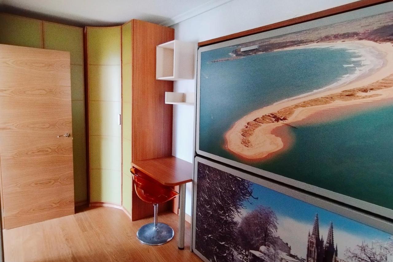 Con Piscina Y Wifi A 100 Metros De La Playa En Apartment