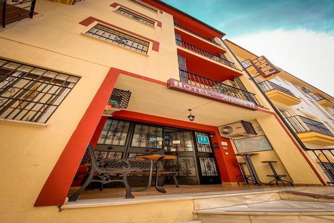 Arunda Ii Hotel 2*