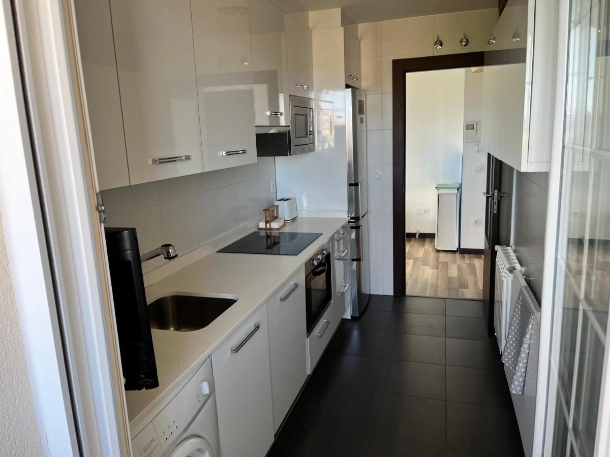 Apartamento Tranquilo Con Parking Apartment *