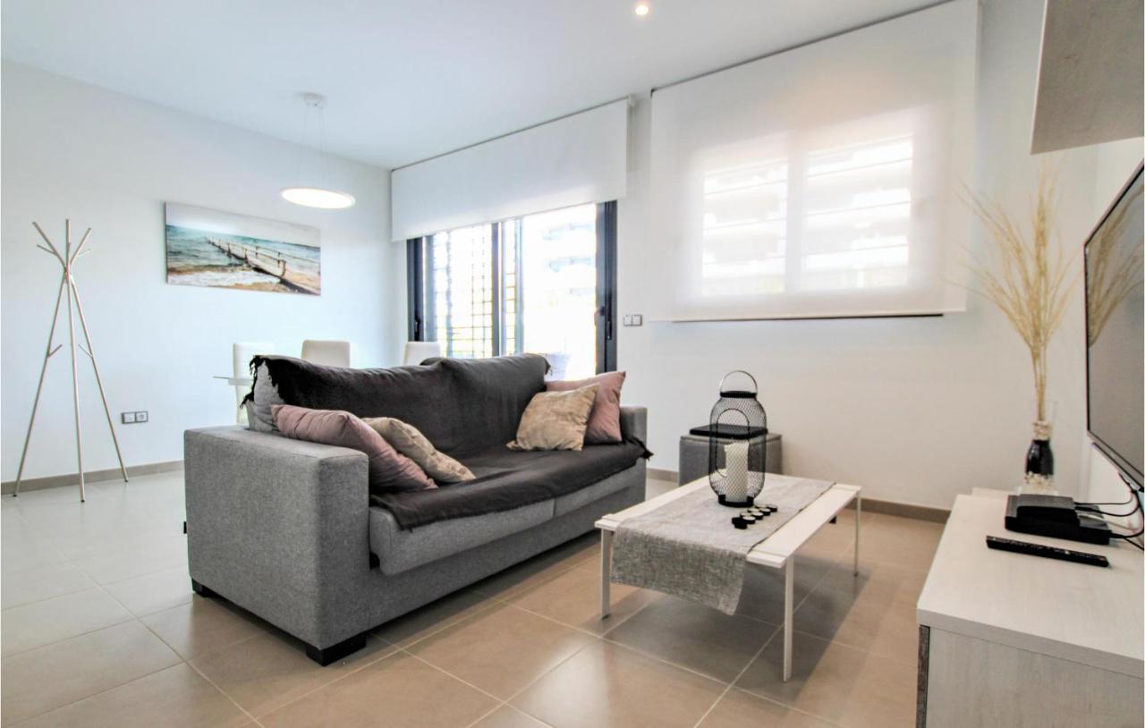 Apartamento 2 Bedroom Cozy In